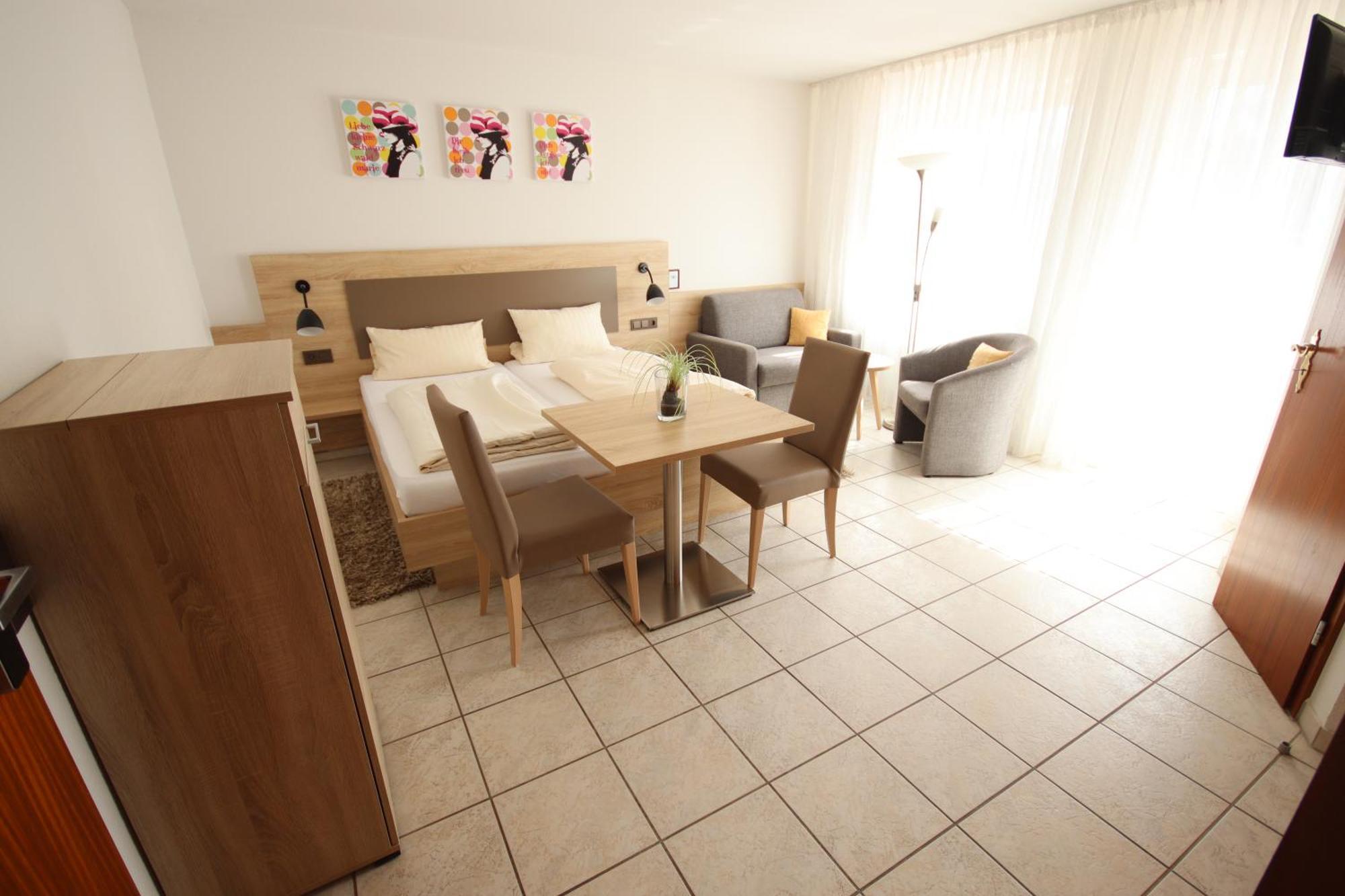 Appartements Biedermeier Bad Krozingen Exteriör bild